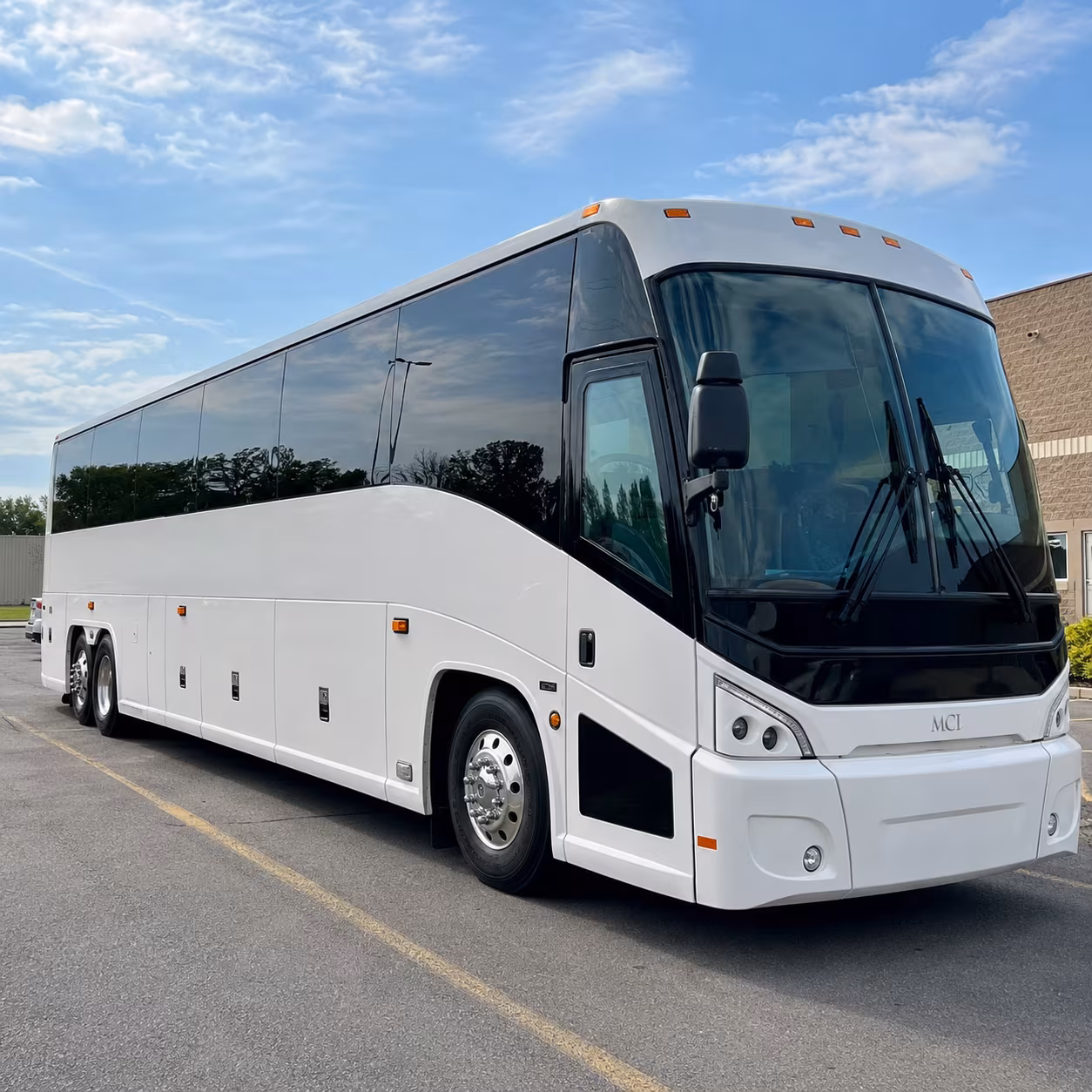 bloomfield charter bus rental fleet